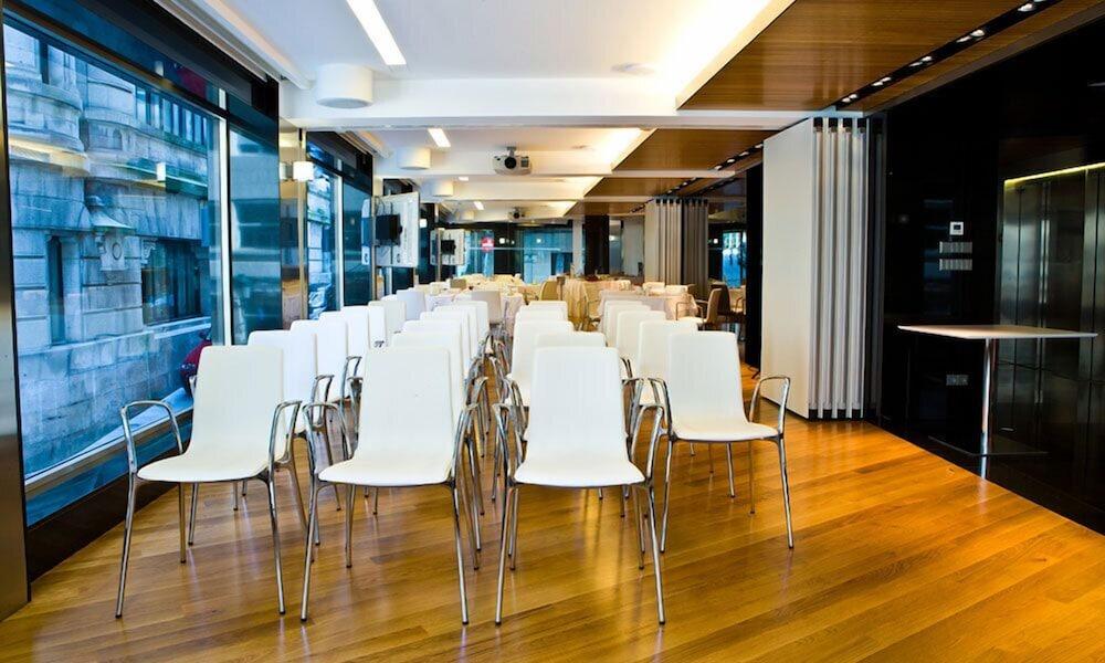 Hotel Inffinit วิโก ภายนอก รูปภาพ