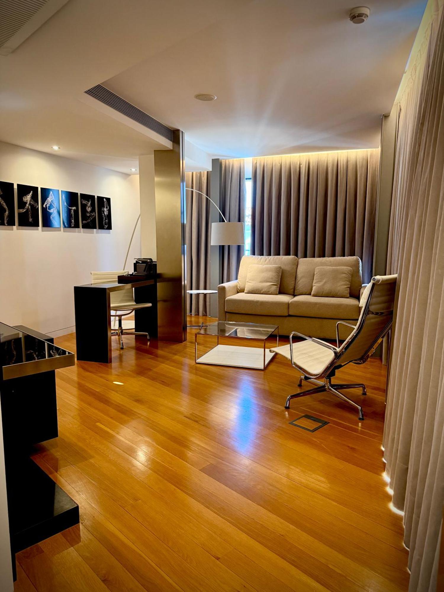 Hotel Inffinit วิโก ภายนอก รูปภาพ
